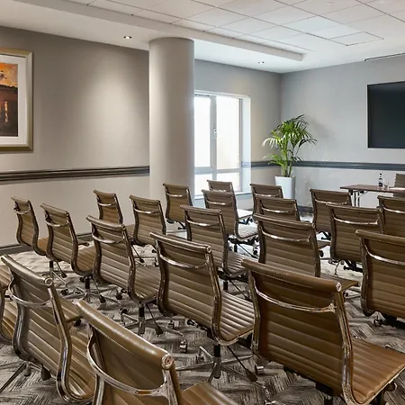 Leonardo Parnell Street 4*