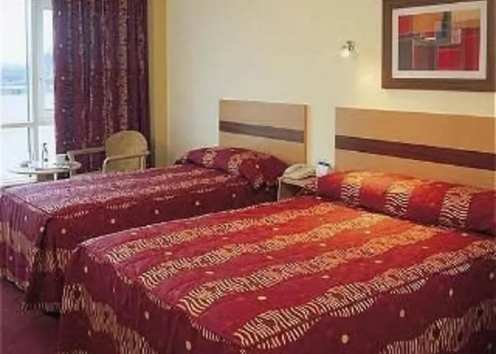 Отель Leonardo Parnell Street Дублин