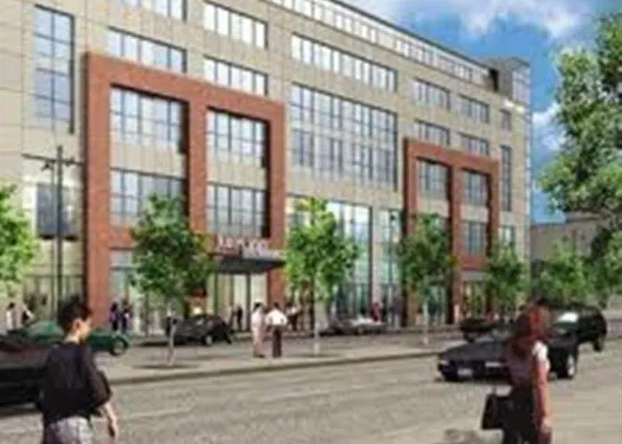 Отель Leonardo Parnell Street 4*