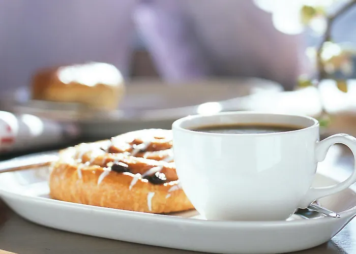 Leonardo Parnell Street 4*