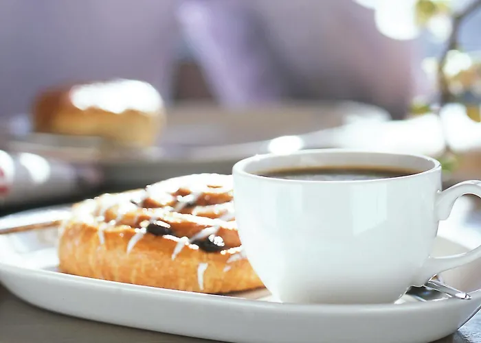 Leonardo Parnell Street