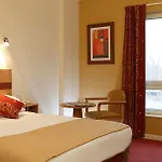 Leonardo Parnell Street Hotel
