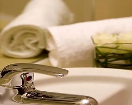 Leonardo Parnell Street Hotel
