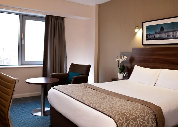 Hotel Leonardo Parnell Street