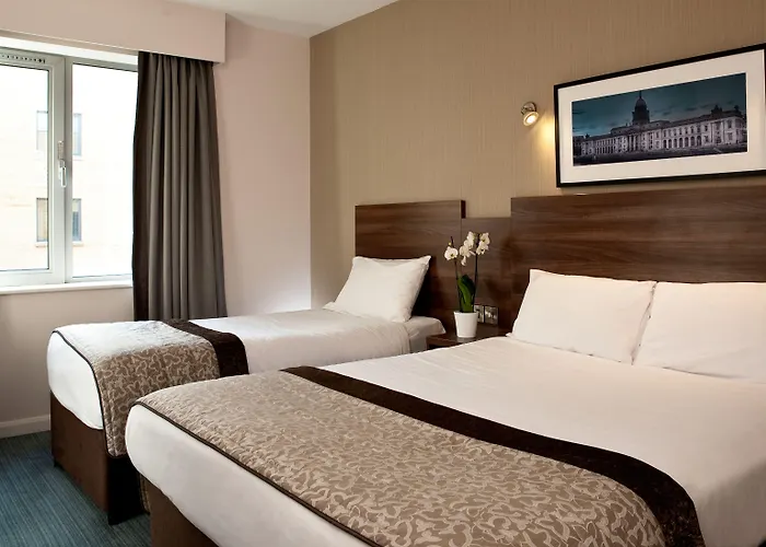 Hotel Leonardo Parnell Street