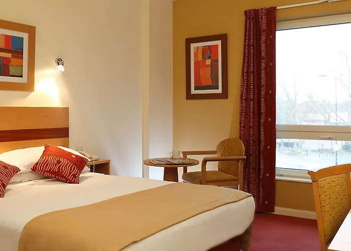 Leonardo Parnell Street Hotel